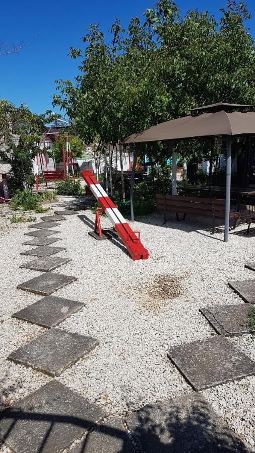 Casa Ellamy Otel Două Mai Dış mekan fotoğraf