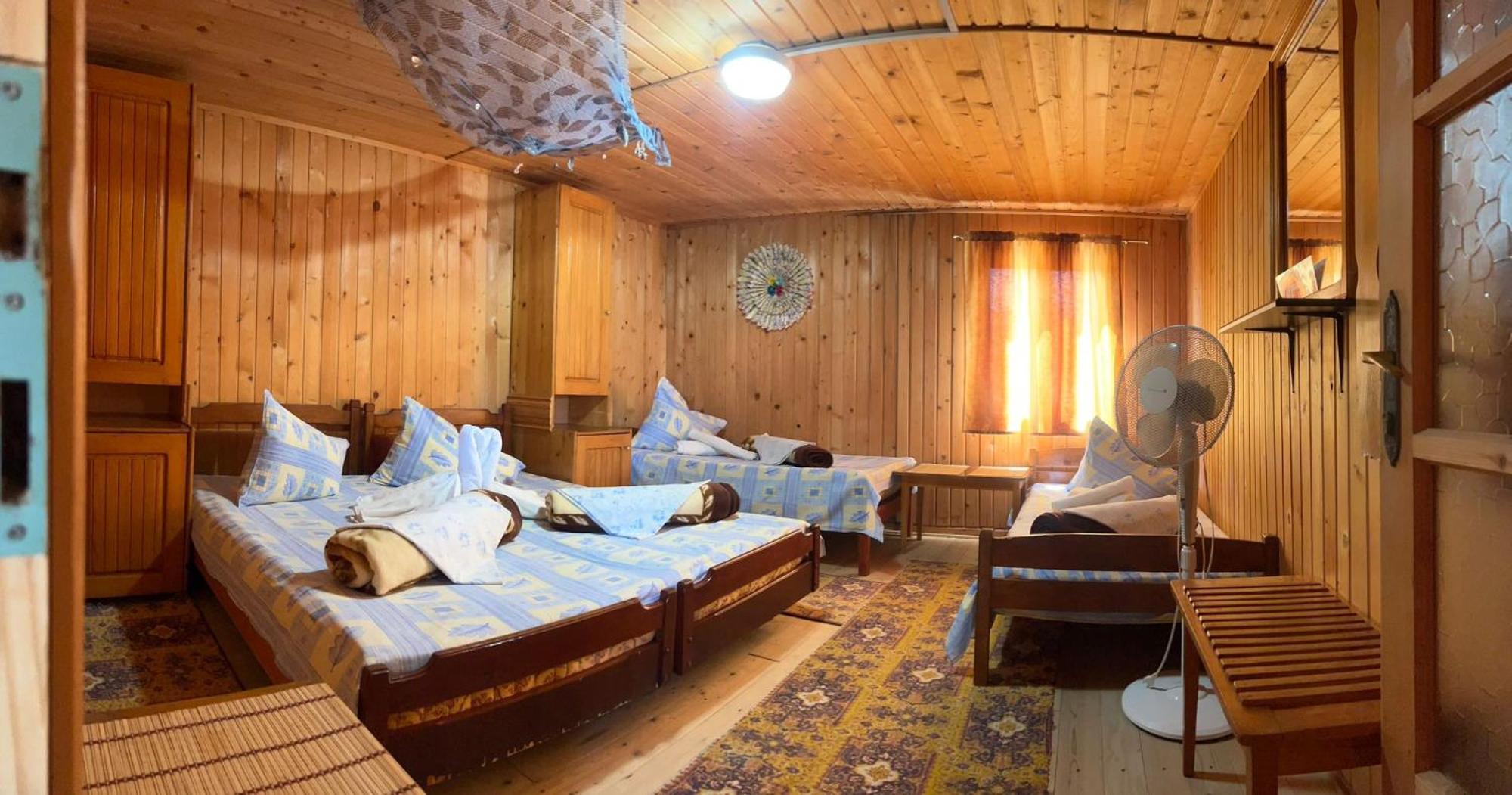 Casa Ellamy Otel Două Mai Dış mekan fotoğraf
