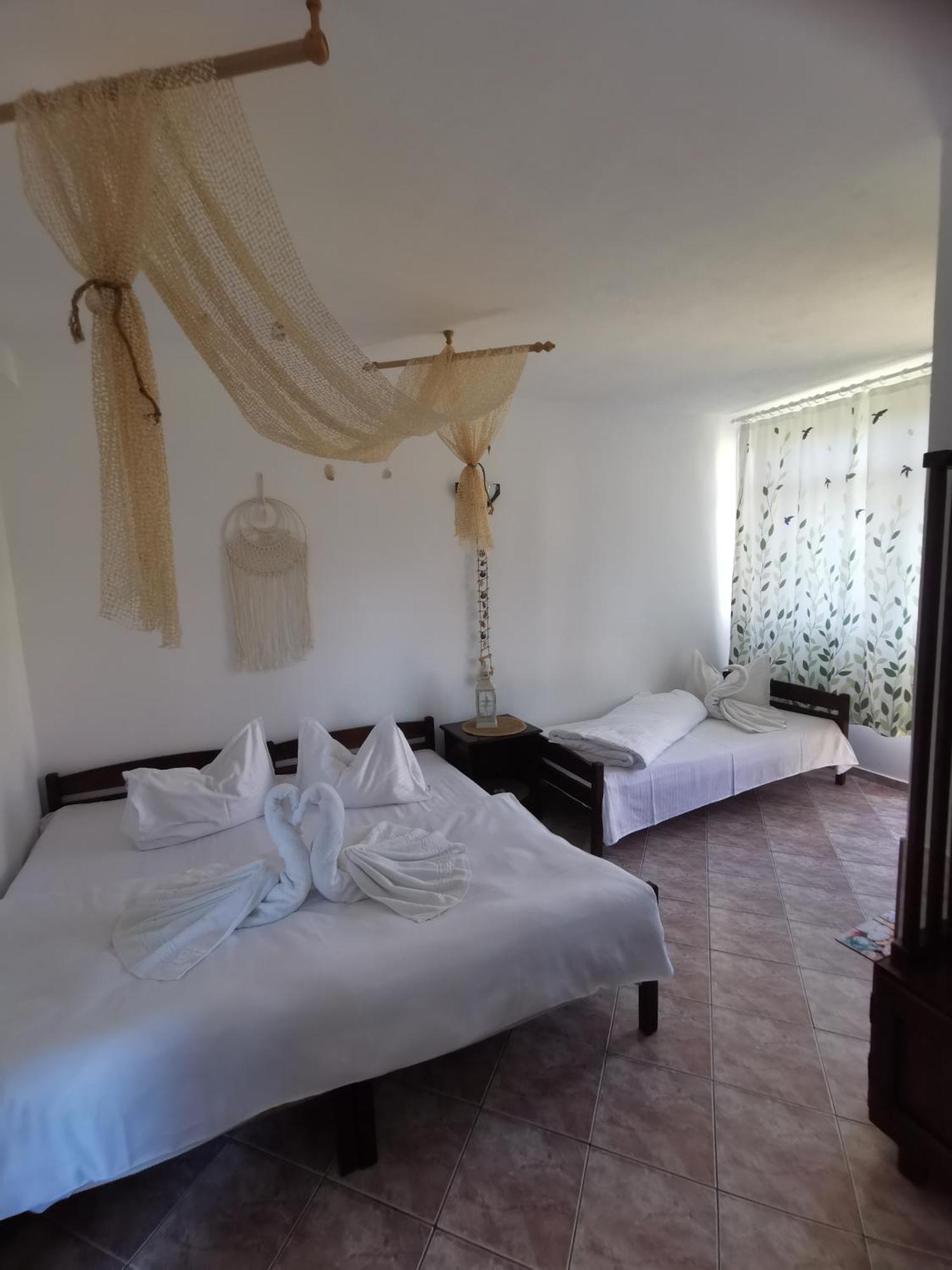 Casa Ellamy Otel Două Mai Dış mekan fotoğraf